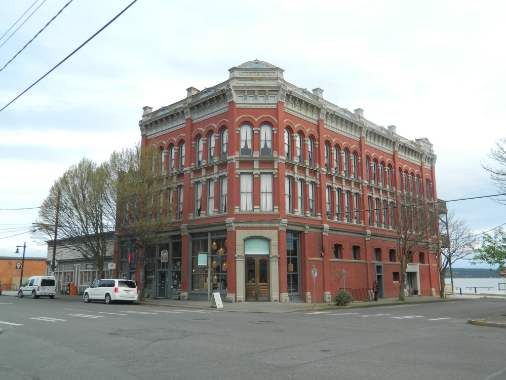 The historic N.D. Hill building was built in 1889. The Waterstreet Hotel takes up the top two floors and is a delightful place to stay.